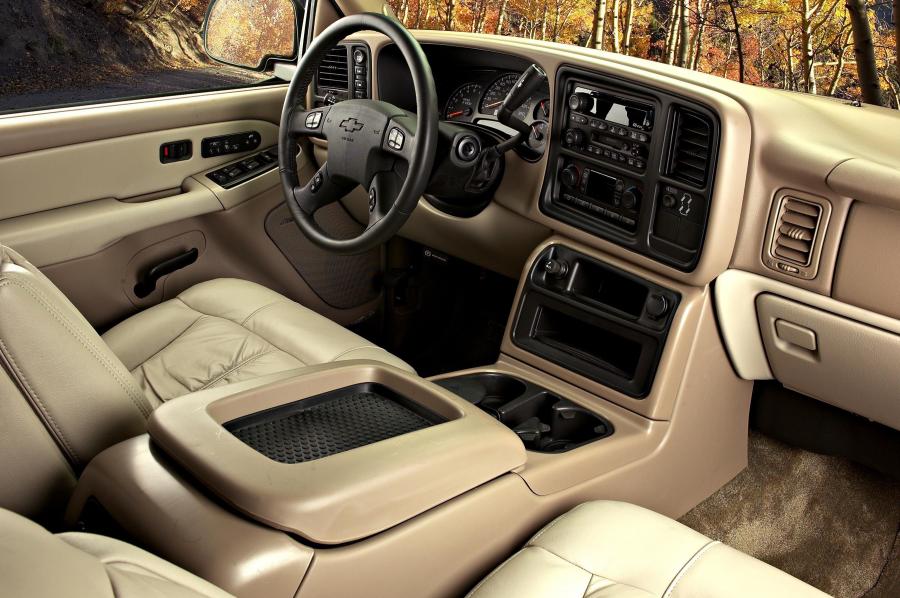  Chevrolet Silverado 2003 года  (фото 44 из 58)